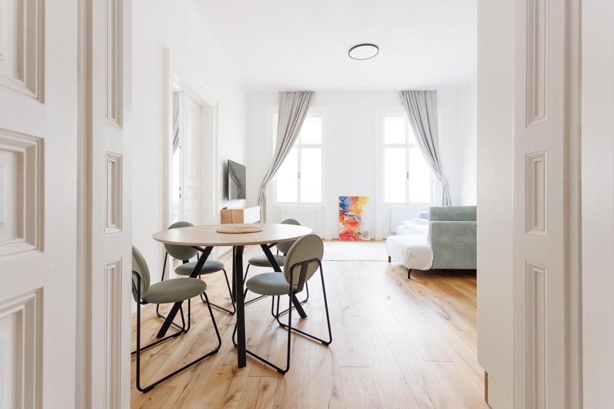 Appartement 4ty3 - Stadtpark Is Calling